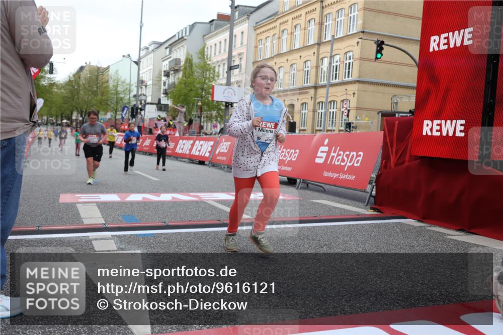 25.04.2026 - Das Zehntel Strokosch-Dieckow http://msf.ph/oto/9616121 25.04.2026 09:08:37 Ziel 1061, 1072, 1154, 1862, 2110, 2125, 2577 meine-sportfotos.de