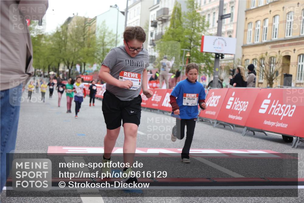 25.04.2026 - Das Zehntel Strokosch-Dieckow http://msf.ph/oto/9616129 25.04.2026 09:08:39 Ziel 1061, 1094, 1154, 1862, 2110, 2125, 2577 meine-sportfotos.de