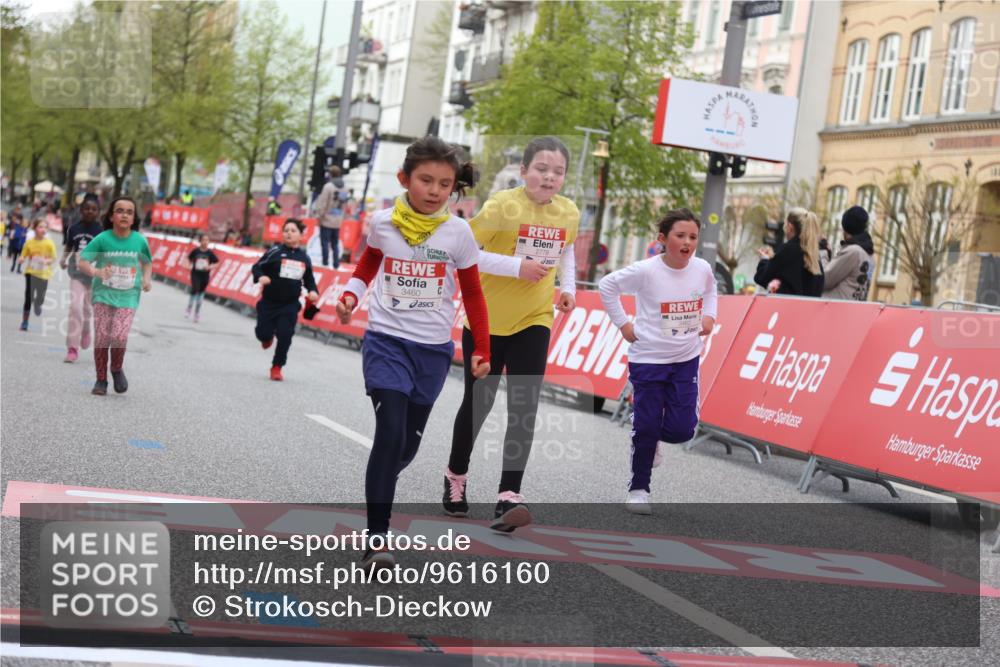 25.04.2026 - Das Zehntel Strokosch-Dieckow http://msf.ph/oto/9616160 25.04.2026 09:08:42 Ziel 1094, 1154, 2125, 2577, 2779, 3460, 3462 meine-sportfotos.de