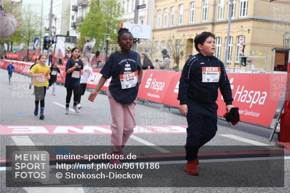 25.04.2026 - Das Zehntel Strokosch-Dieckow http://msf.ph/oto/9616186 25.04.2026 09:08:48 Ziel 1059, 1592, 1855, 2390, 2689, 2699, 2779, 3460, 3462, 3497 meine-sportfotos.de