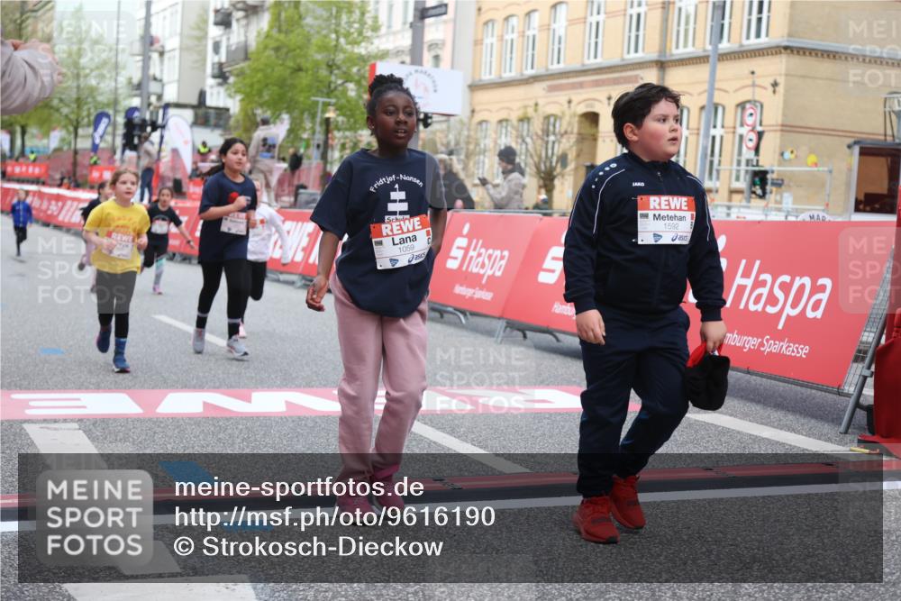 25.04.2026 - Das Zehntel Strokosch-Dieckow http://msf.ph/oto/9616190 25.04.2026 09:08:48 Ziel 1059, 1592, 1855, 2390, 2689, 2699, 2779, 3460, 3462, 3497 meine-sportfotos.de