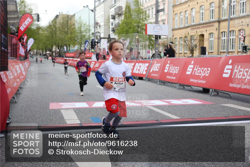 25.04.2026 - Das Zehntel Strokosch-Dieckow http://msf.ph/oto/9616238 25.04.2026 09:08:57 Ziel 1060, 1065, 1921, 2692, 2697, 2837 meine-sportfotos.de
