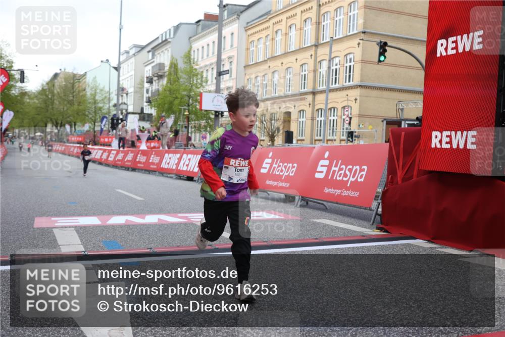 25.04.2026 - Das Zehntel Strokosch-Dieckow http://msf.ph/oto/9616253 25.04.2026 09:08:59 Ziel 1921, 2692, 2697, 2837 meine-sportfotos.de