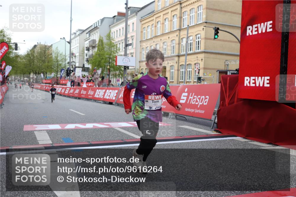 25.04.2026 - Das Zehntel Strokosch-Dieckow http://msf.ph/oto/9616264 25.04.2026 09:08:59 Ziel 1921, 2692, 2697, 2837 meine-sportfotos.de