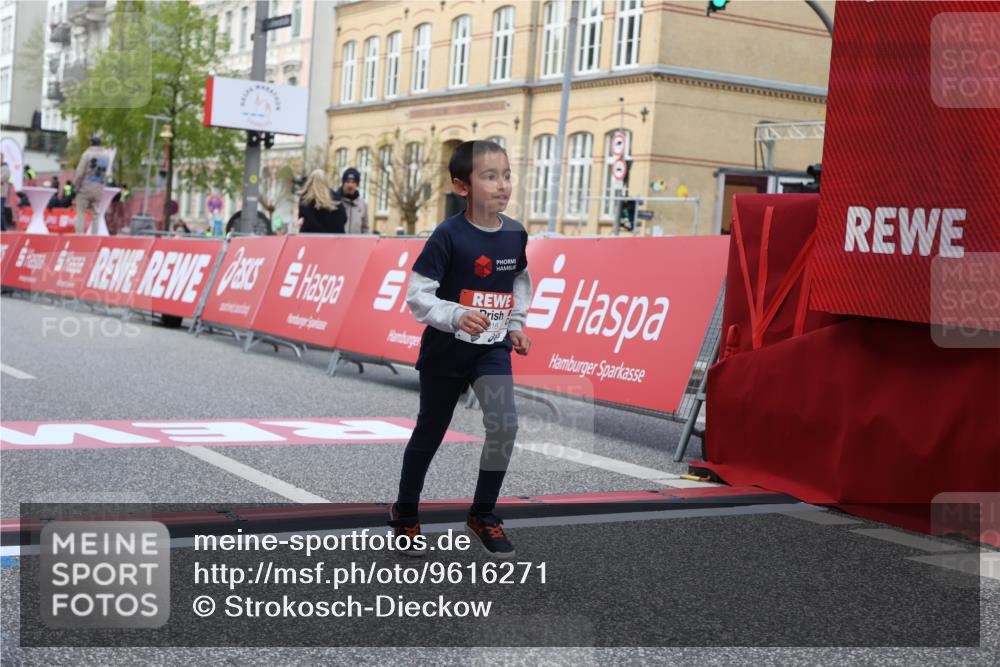 25.04.2026 - Das Zehntel Strokosch-Dieckow http://msf.ph/oto/9616271 25.04.2026 09:09:05 Ziel 1816, 1921 meine-sportfotos.de