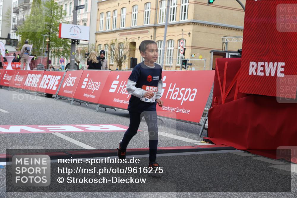 25.04.2026 - Das Zehntel Strokosch-Dieckow http://msf.ph/oto/9616275 25.04.2026 09:09:05 Ziel 1816, 1921 meine-sportfotos.de