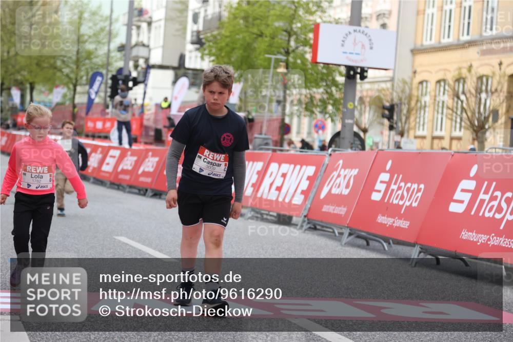 25.04.2026 - Das Zehntel Strokosch-Dieckow http://msf.ph/oto/9616290 25.04.2026 09:09:29 Ziel 1781, 1782, 2189, 3009 meine-sportfotos.de