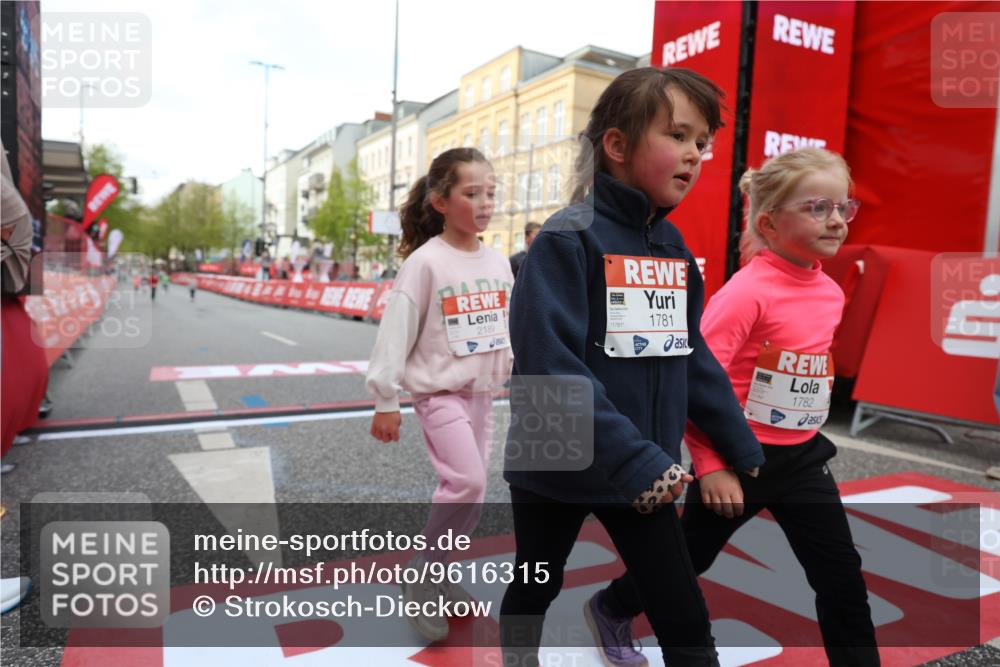 25.04.2026 - Das Zehntel Strokosch-Dieckow http://msf.ph/oto/9616315 25.04.2026 09:09:34 Ziel 1371, 1781, 1782, 2189, 3009 meine-sportfotos.de