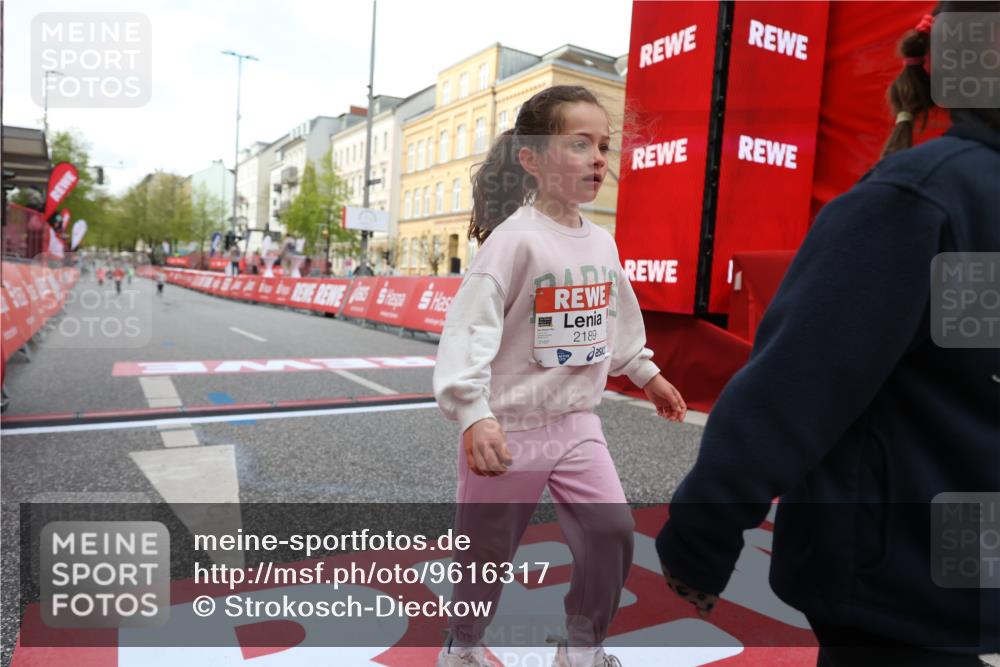 25.04.2026 - Das Zehntel Strokosch-Dieckow http://msf.ph/oto/9616317 25.04.2026 09:09:34 Ziel 1371, 1781, 1782, 2189, 3009 meine-sportfotos.de
