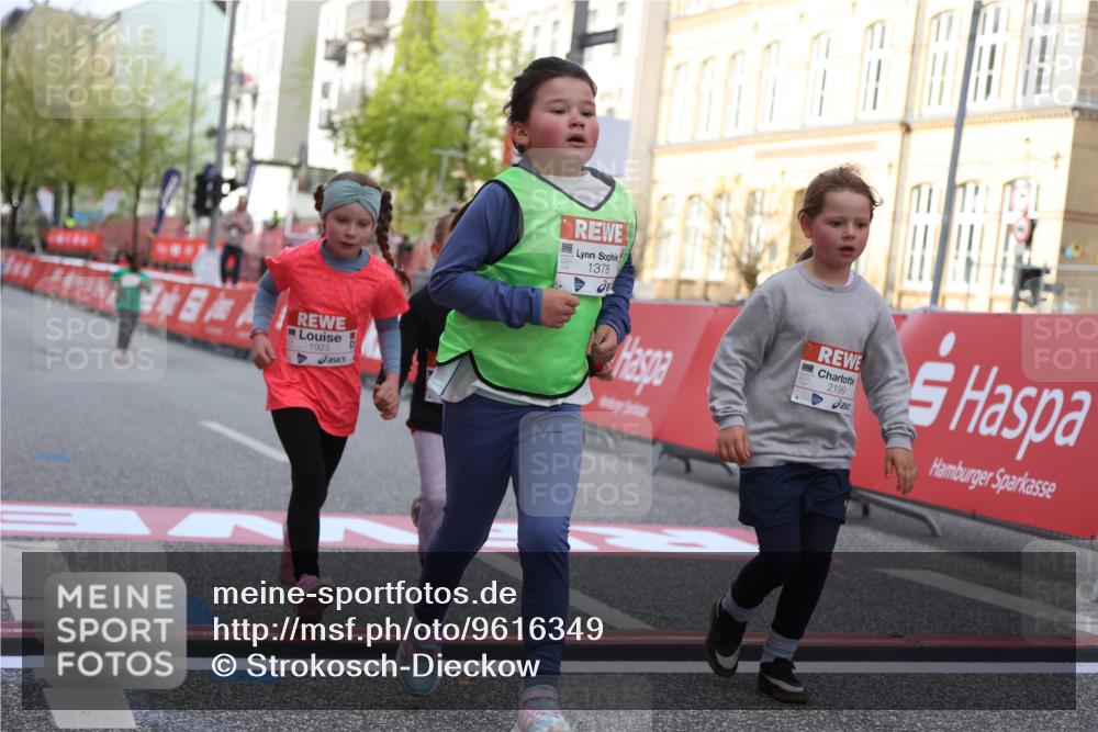 25.04.2026 - Das Zehntel Strokosch-Dieckow http://msf.ph/oto/9616349 25.04.2026 09:09:47 Ziel 1378, 1916, 1923, 2199, 2545 meine-sportfotos.de