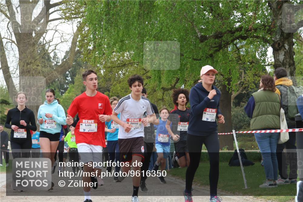 25.04.2026 - Das Zehntel Zöllner http://msf.ph/oto/9616350 25.04.2026 13:39:42 Laufen 17720, 18248 meine-sportfotos.de