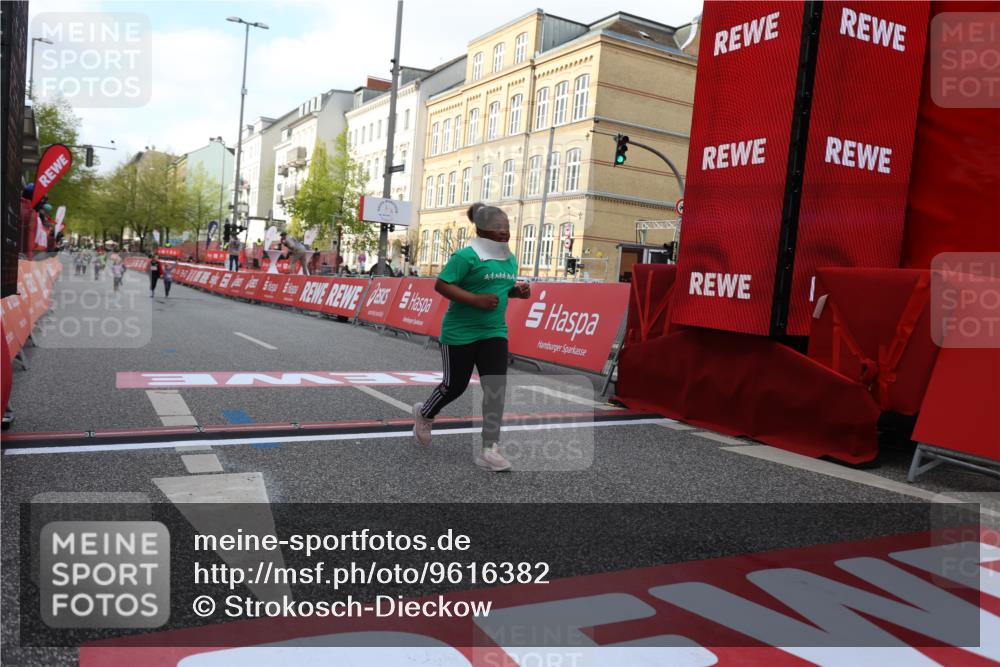 25.04.2026 - Das Zehntel Strokosch-Dieckow http://msf.ph/oto/9616382 25.04.2026 09:09:55 Ziel 2367 meine-sportfotos.de