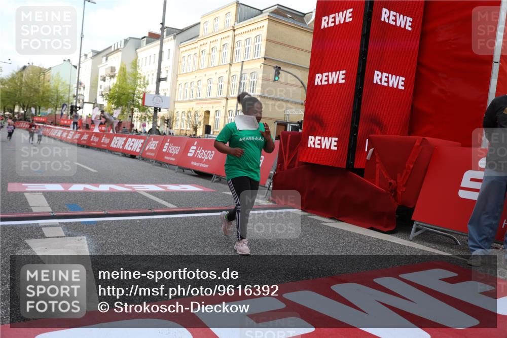 25.04.2026 - Das Zehntel Strokosch-Dieckow http://msf.ph/oto/9616392 25.04.2026 09:09:55 Ziel 2367 meine-sportfotos.de