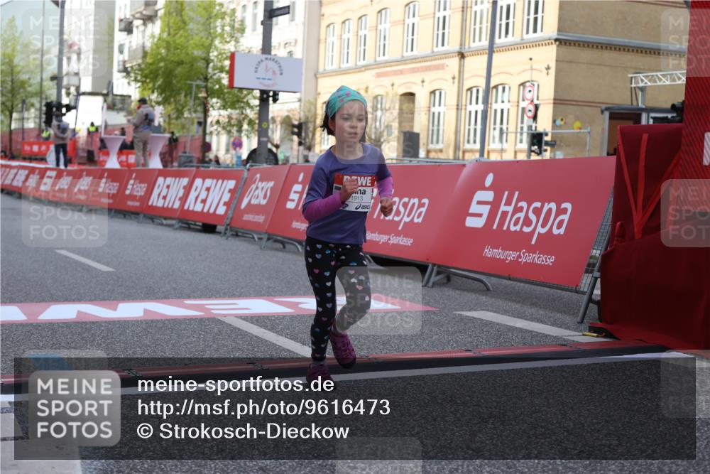 25.04.2026 - Das Zehntel Strokosch-Dieckow http://msf.ph/oto/9616473 25.04.2026 09:10:10 Ziel 1907, 1913, 1915, 2000, 2008 meine-sportfotos.de