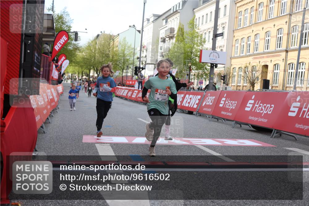 25.04.2026 - Das Zehntel Strokosch-Dieckow http://msf.ph/oto/9616502 25.04.2026 09:10:17 Ziel 1445, 1615, 1617 meine-sportfotos.de