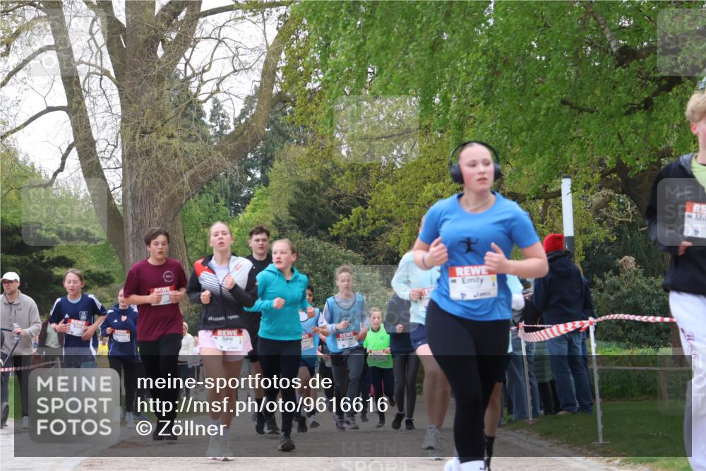 25.04.2026 - Das Zehntel Zöllner http://msf.ph/oto/9616616 25.04.2026 13:39:51 Laufen 200 meine-sportfotos.de