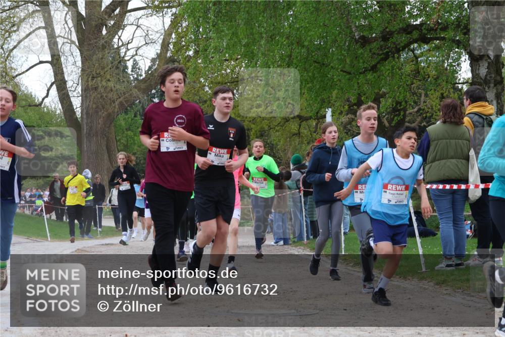 25.04.2026 - Das Zehntel Zöllner http://msf.ph/oto/9616732 25.04.2026 13:39:54 Laufen 2026, 17476, 17417 meine-sportfotos.de