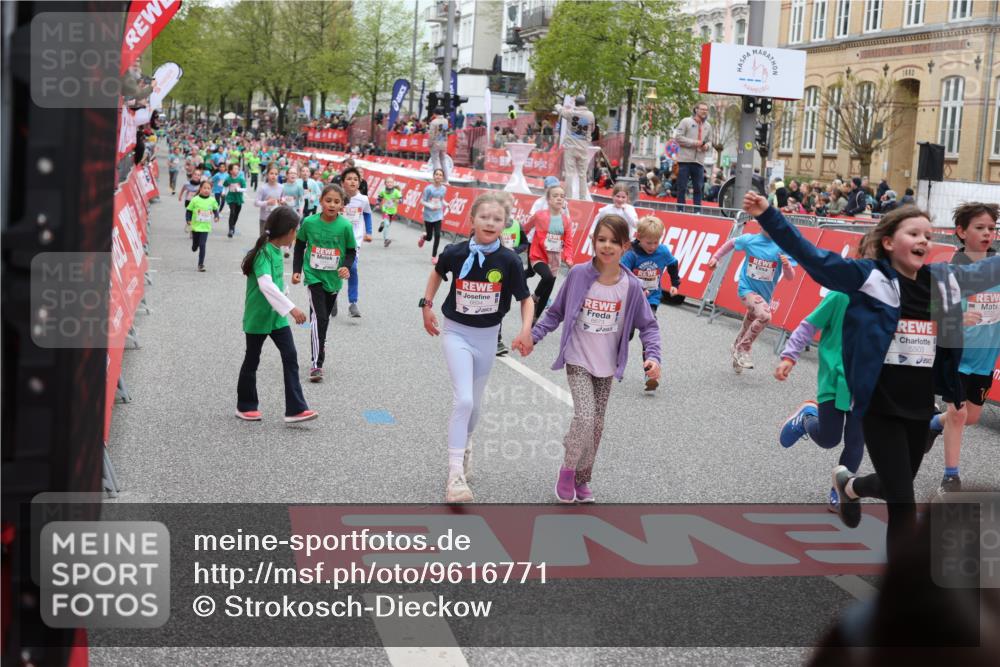 25.04.2026 - Das Zehntel Strokosch-Dieckow http://msf.ph/oto/9616771 25.04.2026 11:01:14 Ziel 5006, 5197, 5218, 5235, 5236, 5439, 5503, 5703, 5724, 5835, 5842, 5852, 5900, 6179, 6344, 6461, 6650, 6673, 6694, 6787, 6839, 7275, 7283, 7577, 7819, 7846, 8017, 8026, 8027 meine-sportfotos.de