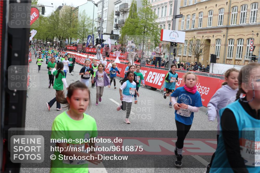 25.04.2026 - Das Zehntel Strokosch-Dieckow http://msf.ph/oto/9616875 25.04.2026 11:01:13 Ziel 5197, 5204, 5218, 5235, 5236, 5439, 5503, 5703, 5724, 5835, 5841, 5842, 5844, 5852, 5900, 6179, 6344, 6461, 6650, 6673, 6694, 7275, 7283, 7775, 7819, 7846, 8017, 8026, 8027 meine-sportfotos.de