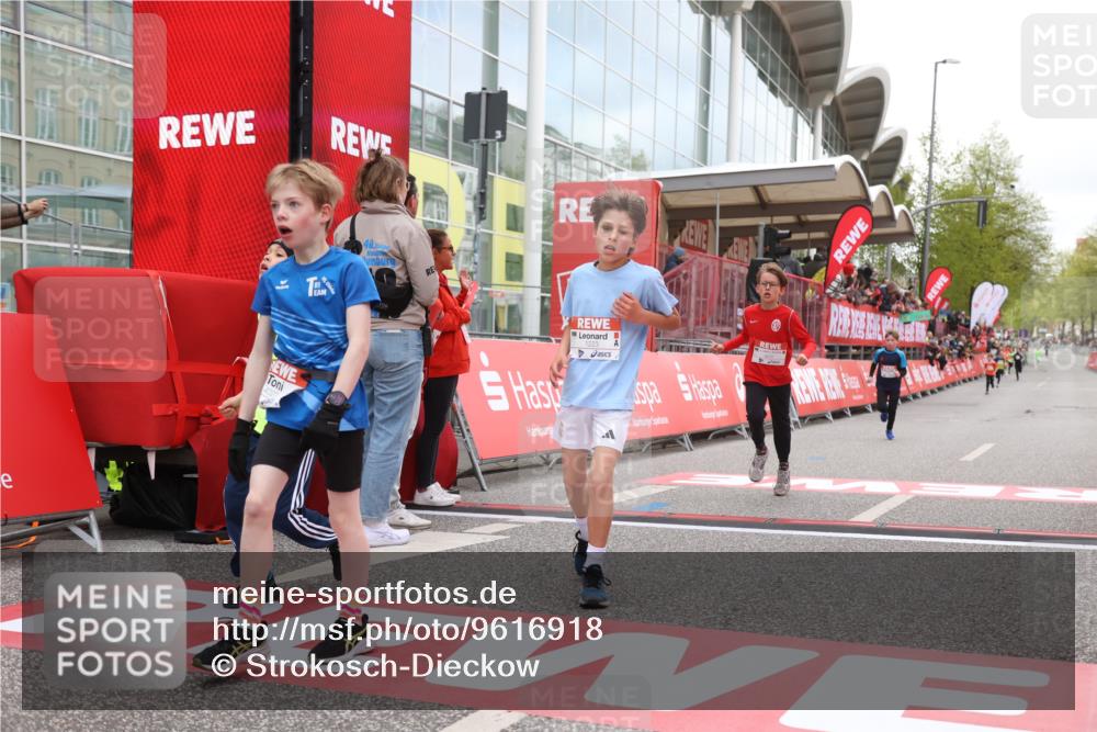 25.04.2026 - Das Zehntel Strokosch-Dieckow http://msf.ph/oto/9616918 25.04.2026 08:48:17 Ziel 1184, 1223, 1246, 2005, 2611, 3402, 4022, 4024, 4070 meine-sportfotos.de