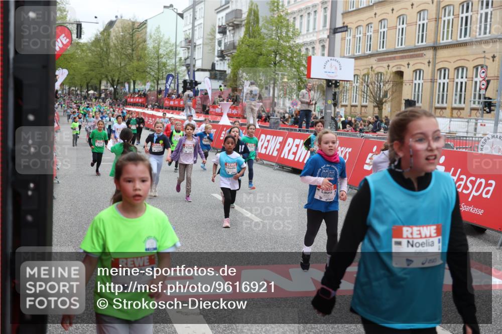 25.04.2026 - Das Zehntel Strokosch-Dieckow http://msf.ph/oto/9616921 25.04.2026 11:01:12 Ziel 5197, 5200, 5204, 5208, 5218, 5235, 5236, 5439, 5503, 5703, 5835, 5841, 5842, 5844, 5852, 5900, 6179, 6314, 6344, 6633, 6650, 6853, 7275, 7283, 7775, 7819, 7846, 8017, 8026, 8027 meine-sportfotos.de