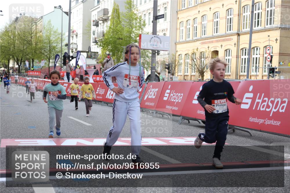 25.04.2026 - Das Zehntel Strokosch-Dieckow http://msf.ph/oto/9616955 25.04.2026 09:10:42 Ziel 1069, 1486, 2182, 2186, 2243, 2535 meine-sportfotos.de