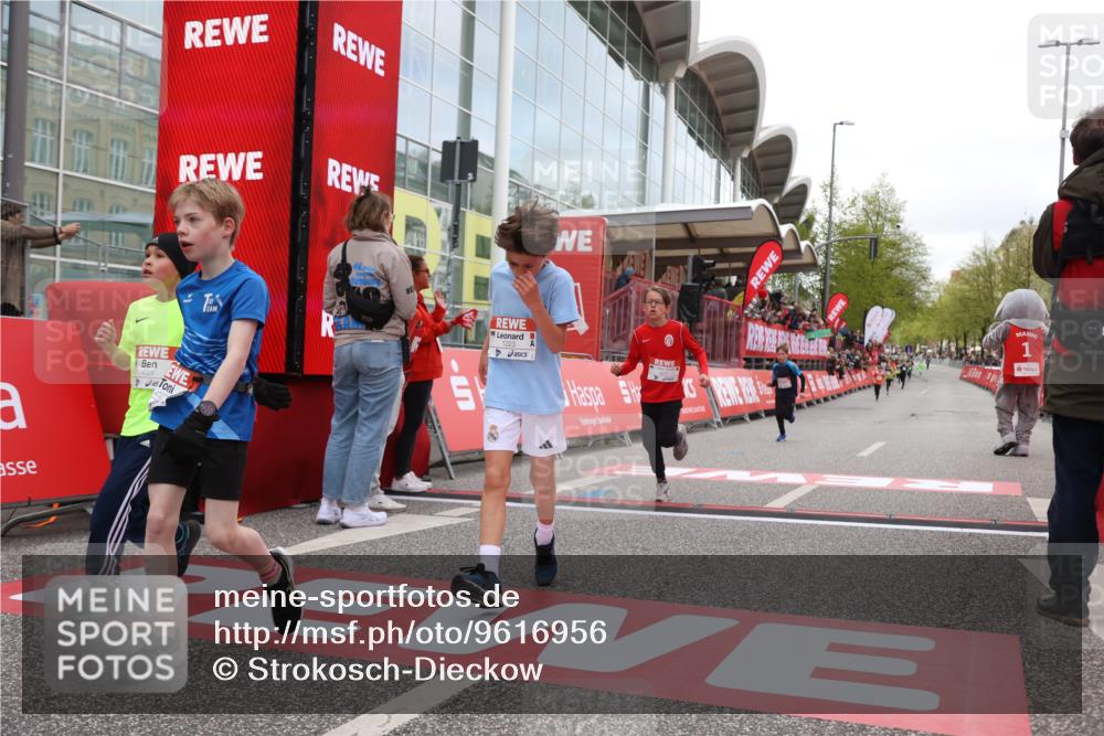 25.04.2026 - Das Zehntel Strokosch-Dieckow http://msf.ph/oto/9616956 25.04.2026 08:48:17 Ziel 1184, 1223, 1246, 2005, 2611, 3402, 4022, 4024, 4070 meine-sportfotos.de