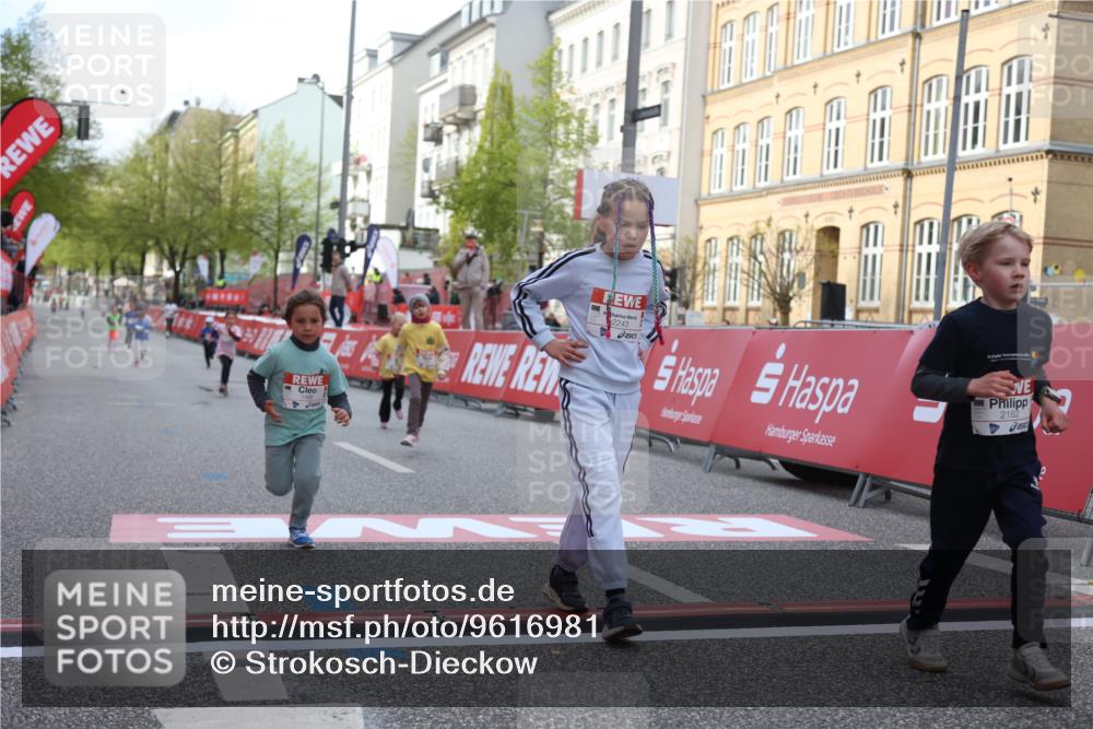 25.04.2026 - Das Zehntel Strokosch-Dieckow http://msf.ph/oto/9616981 25.04.2026 09:10:42 Ziel 1069, 1486, 2182, 2186, 2243, 2535 meine-sportfotos.de
