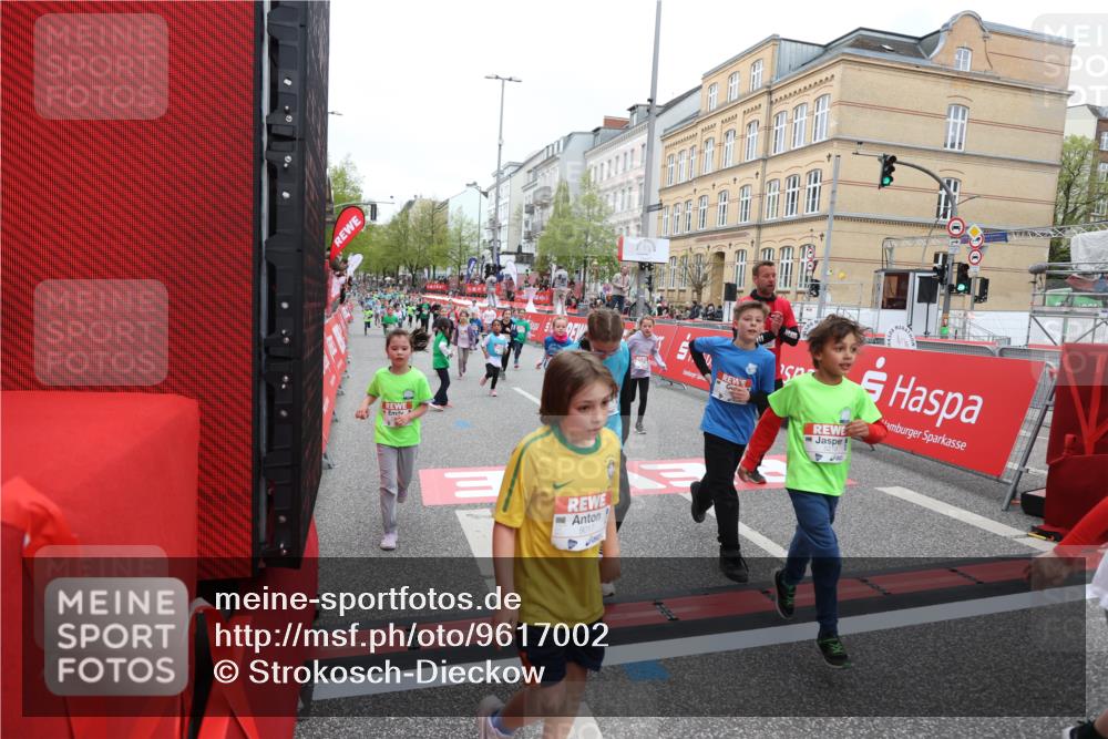 25.04.2026 - Das Zehntel Strokosch-Dieckow http://msf.ph/oto/9617002 25.04.2026 11:01:12 Ziel 5197, 5200, 5204, 5208, 5218, 5235, 5236, 5439, 5503, 5703, 5835, 5841, 5842, 5844, 5852, 5900, 6179, 6314, 6344, 6633, 6650, 6853, 7275, 7283, 7775, 7819, 7846, 8017, 8026, 8027 meine-sportfotos.de