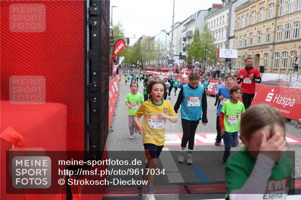 25.04.2026 - Das Zehntel Strokosch-Dieckow http://msf.ph/oto/9617034 25.04.2026 11:01:11 Ziel 5197, 5200, 5204, 5208, 5218, 5235, 5236, 5439, 5574, 5681, 5835, 5841, 5842, 5844, 5852, 5900, 6179, 6314, 6344, 6633, 6650, 6853, 7275, 7283, 7775, 7819, 7846, 8017, 8026, 8027 meine-sportfotos.de