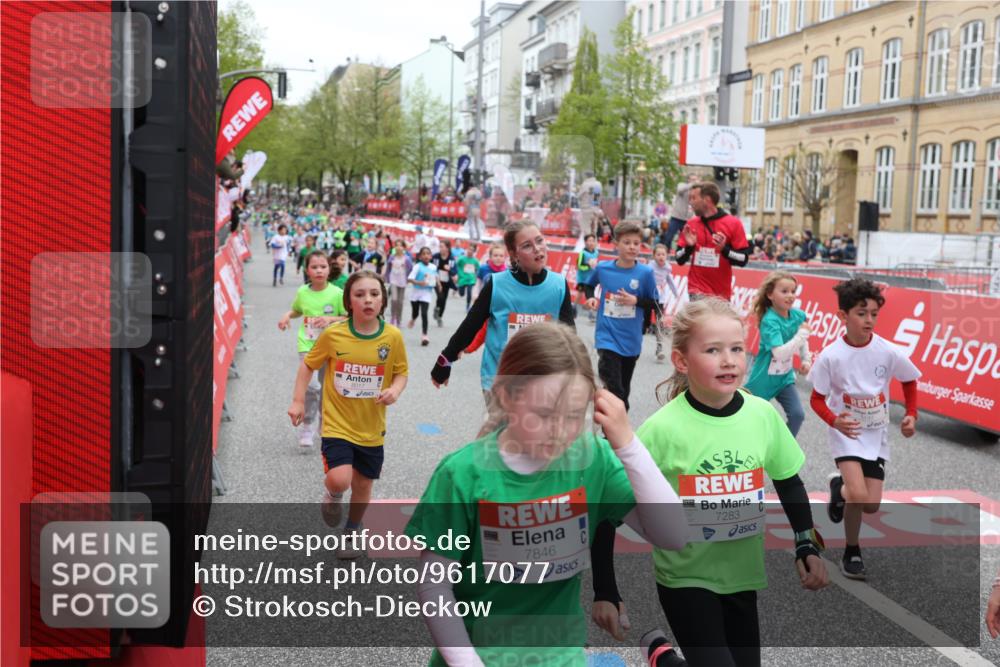 25.04.2026 - Das Zehntel Strokosch-Dieckow http://msf.ph/oto/9617077 25.04.2026 11:01:10 Ziel 5197, 5200, 5204, 5208, 5218, 5235, 5236, 5439, 5574, 5681, 5835, 5841, 5842, 5844, 5852, 5900, 6179, 6314, 6344, 6633, 6650, 6853, 7015, 7045, 7275, 7283, 7338, 7775, 7819, 7846, 8017 meine-sportfotos.de