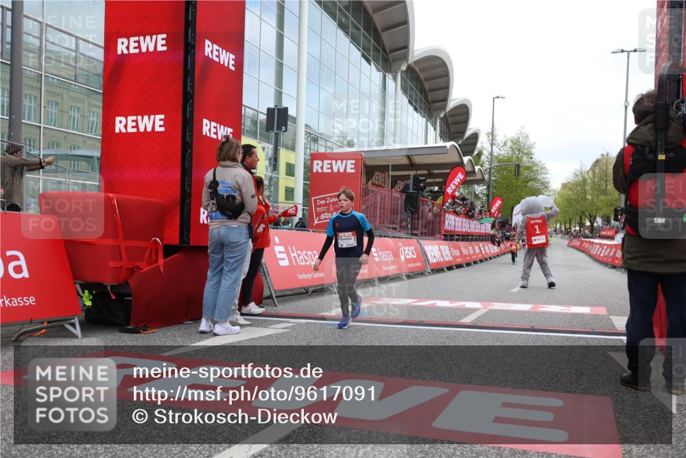 25.04.2026 - Das Zehntel Strokosch-Dieckow http://msf.ph/oto/9617091 25.04.2026 08:48:20 Ziel 1184, 1223, 2034, 2611, 4022, 4024, 4070 meine-sportfotos.de