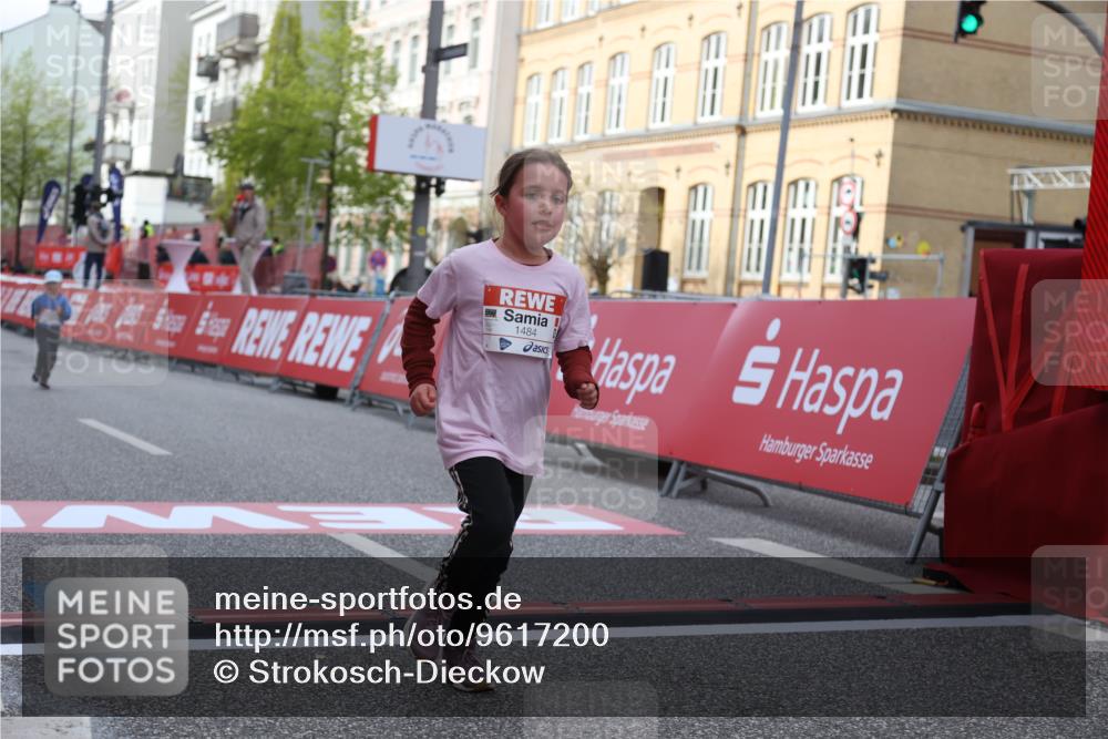 25.04.2026 - Das Zehntel Strokosch-Dieckow http://msf.ph/oto/9617200 25.04.2026 09:10:49 Ziel 1484, 1486, 1499, 1503 meine-sportfotos.de