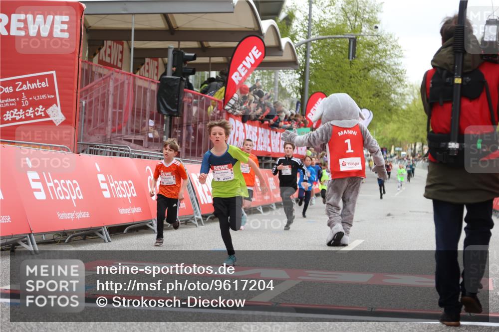 25.04.2026 - Das Zehntel Strokosch-Dieckow http://msf.ph/oto/9617204 25.04.2026 08:48:26 Ziel 1474, 2034 meine-sportfotos.de