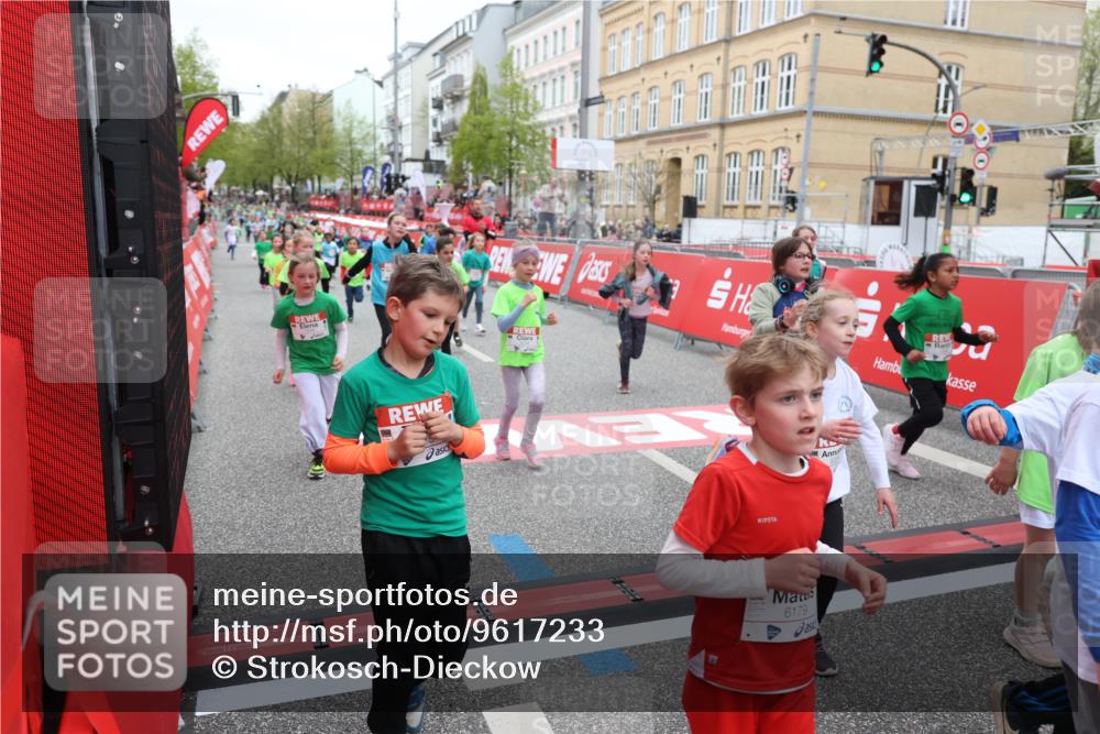 25.04.2026 - Das Zehntel Strokosch-Dieckow http://msf.ph/oto/9617233 25.04.2026 11:01:08 Ziel 5197, 5200, 5204, 5208, 5236, 5436, 5439, 5538, 5574, 5681, 5841, 5842, 5844, 5900, 5983, 6179, 6314, 6384, 6633, 6650, 6853, 7015, 7045, 7275, 7283, 7338, 7730, 7775, 7819, 7846, 8017 meine-sportfotos.de