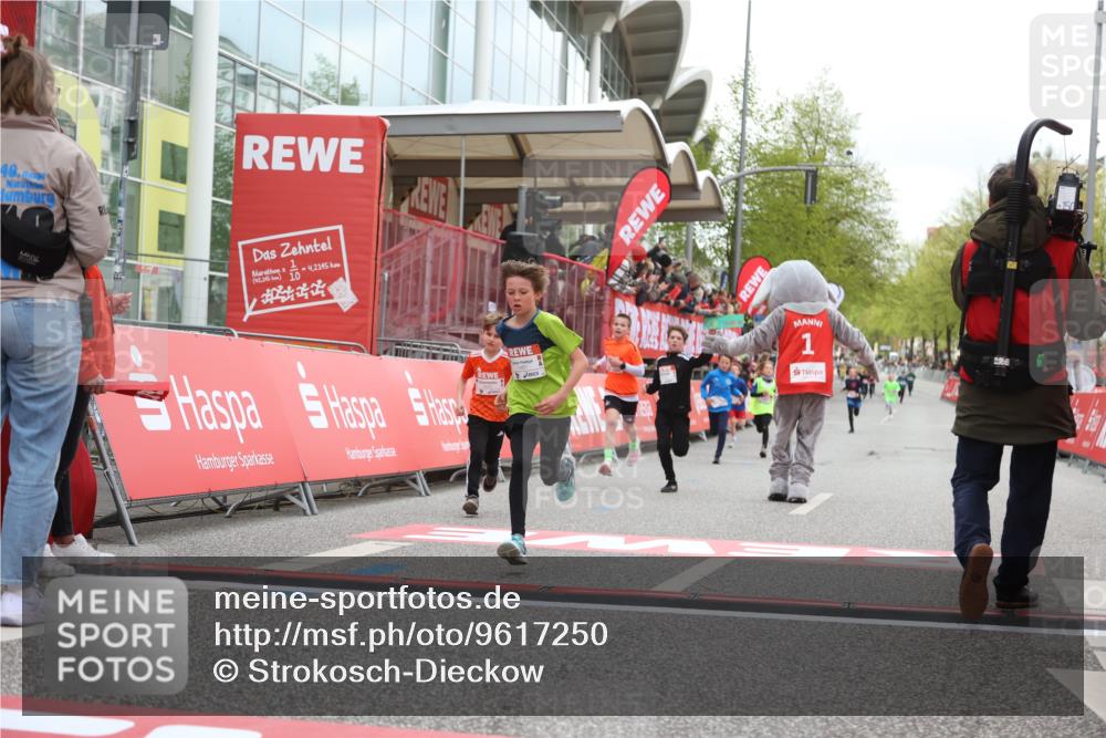 25.04.2026 - Das Zehntel Strokosch-Dieckow http://msf.ph/oto/9617250 25.04.2026 08:48:26 Ziel 1474, 2034 meine-sportfotos.de