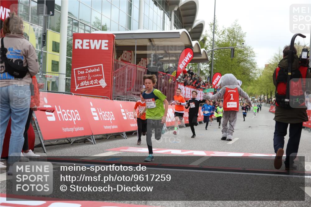 25.04.2026 - Das Zehntel Strokosch-Dieckow http://msf.ph/oto/9617259 25.04.2026 08:48:26 Ziel 1474, 2034 meine-sportfotos.de