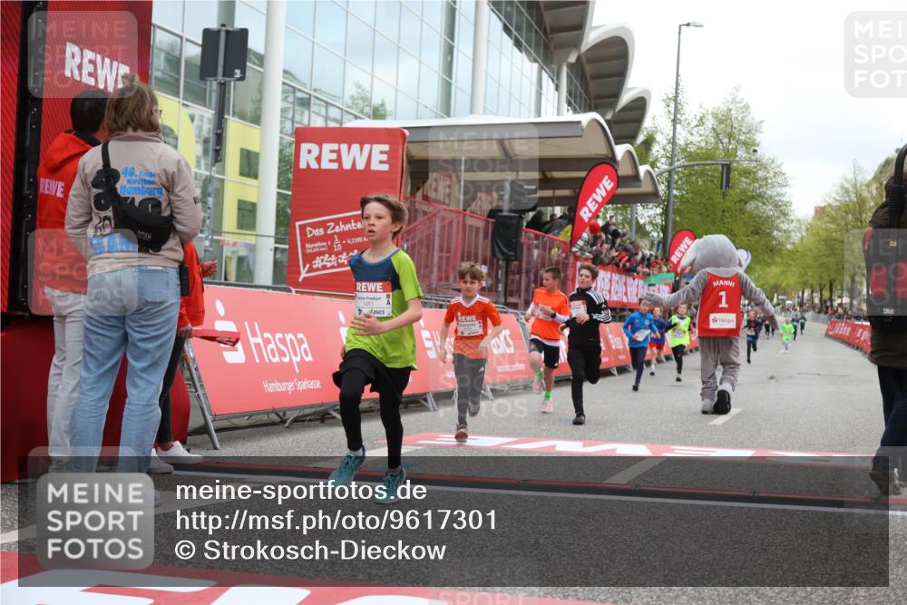 25.04.2026 - Das Zehntel Strokosch-Dieckow http://msf.ph/oto/9617301 25.04.2026 08:48:27 Ziel 1474, 2174 meine-sportfotos.de
