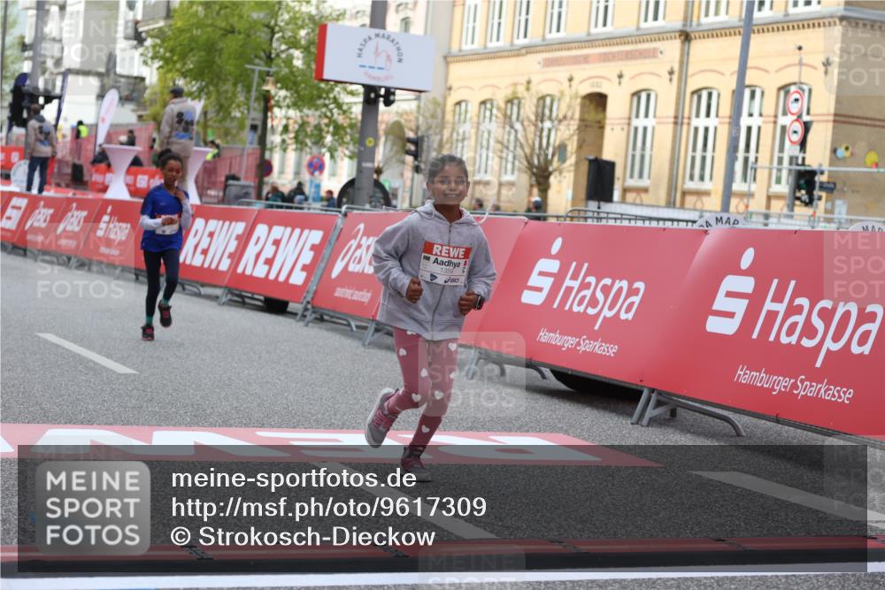 25.04.2026 - Das Zehntel Strokosch-Dieckow http://msf.ph/oto/9617309 25.04.2026 09:10:55 Ziel 1351, 1359, 2087, 2098 meine-sportfotos.de
