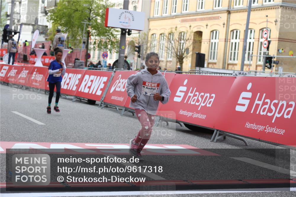 25.04.2026 - Das Zehntel Strokosch-Dieckow http://msf.ph/oto/9617318 25.04.2026 09:10:55 Ziel 1351, 1359, 2087, 2098 meine-sportfotos.de