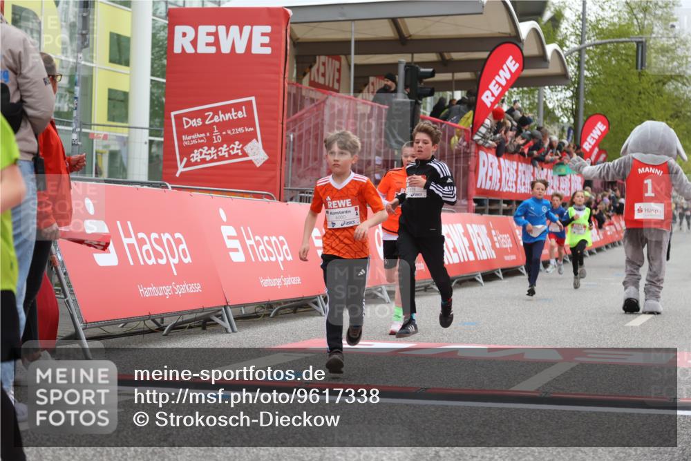 25.04.2026 - Das Zehntel Strokosch-Dieckow http://msf.ph/oto/9617338 25.04.2026 08:48:28 Ziel 1461, 1474, 2174, 2310 meine-sportfotos.de