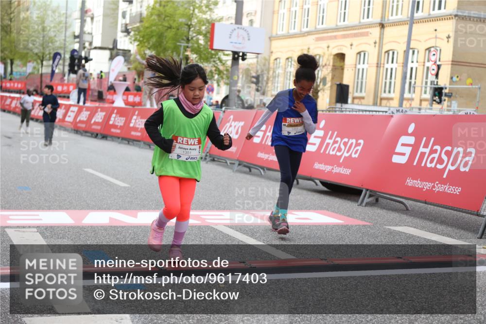 25.04.2026 - Das Zehntel Strokosch-Dieckow http://msf.ph/oto/9617403 25.04.2026 09:10:58 Ziel 1351, 1359, 1453, 2087, 2098 meine-sportfotos.de