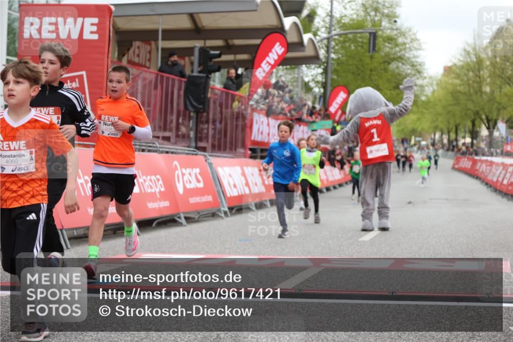 25.04.2026 - Das Zehntel Strokosch-Dieckow http://msf.ph/oto/9617421 25.04.2026 08:48:29 Ziel 1461, 1474, 1887, 2174, 2310 meine-sportfotos.de