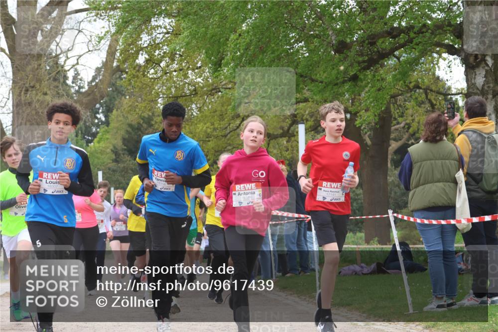25.04.2026 - Das Zehntel Zöllner http://msf.ph/oto/9617439 25.04.2026 13:40:18 Laufen 18307, 18306, 16886, 17141 meine-sportfotos.de