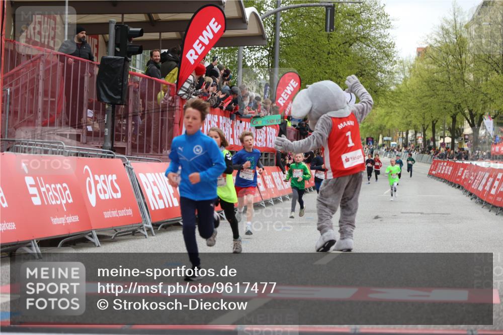 25.04.2026 - Das Zehntel Strokosch-Dieckow http://msf.ph/oto/9617477 25.04.2026 08:48:29 Ziel 1461, 1474, 1887, 2174, 2310 meine-sportfotos.de