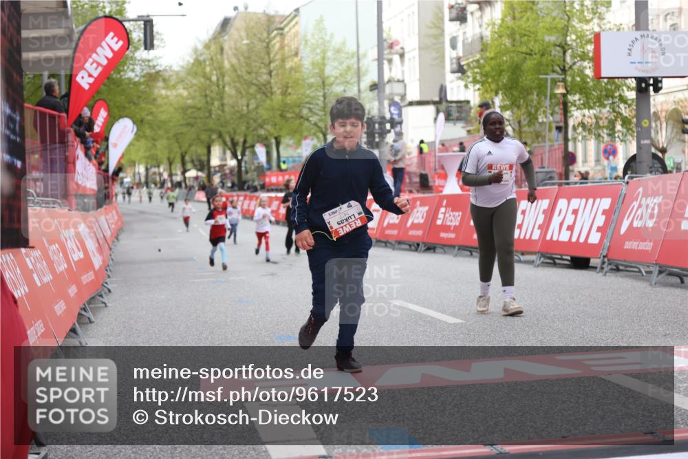 25.04.2026 - Das Zehntel Strokosch-Dieckow http://msf.ph/oto/9617523 25.04.2026 09:11:05 Ziel 1477 meine-sportfotos.de