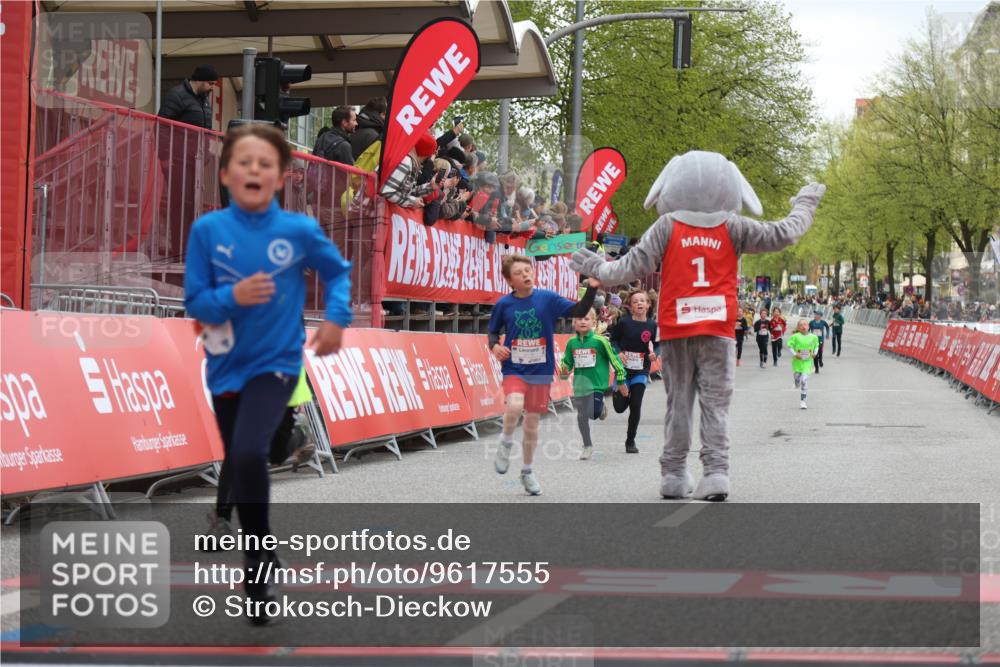 25.04.2026 - Das Zehntel Strokosch-Dieckow http://msf.ph/oto/9617555 25.04.2026 08:48:30 Ziel 1461, 1474, 1887, 2170, 2174, 2310 meine-sportfotos.de