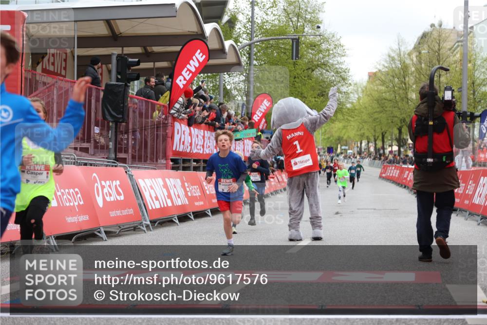 25.04.2026 - Das Zehntel Strokosch-Dieckow http://msf.ph/oto/9617576 25.04.2026 08:48:31 Ziel 1461, 1474, 1887, 2170, 2174, 2310 meine-sportfotos.de