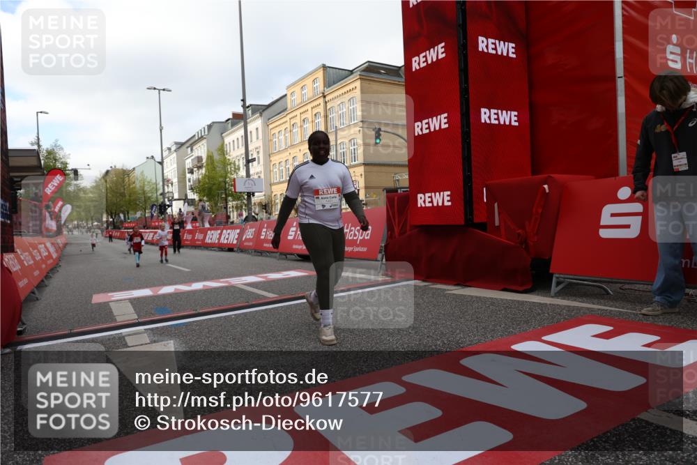 25.04.2026 - Das Zehntel Strokosch-Dieckow http://msf.ph/oto/9617577 25.04.2026 09:11:10 Ziel 1451, 1477 meine-sportfotos.de