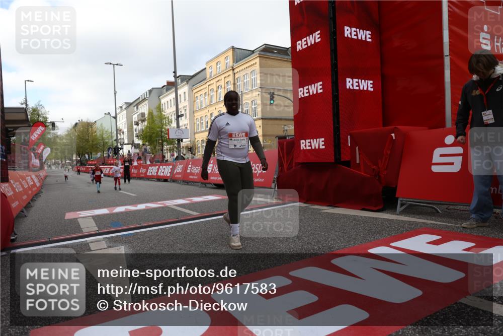 25.04.2026 - Das Zehntel Strokosch-Dieckow http://msf.ph/oto/9617583 25.04.2026 09:11:10 Ziel 1451, 1477 meine-sportfotos.de